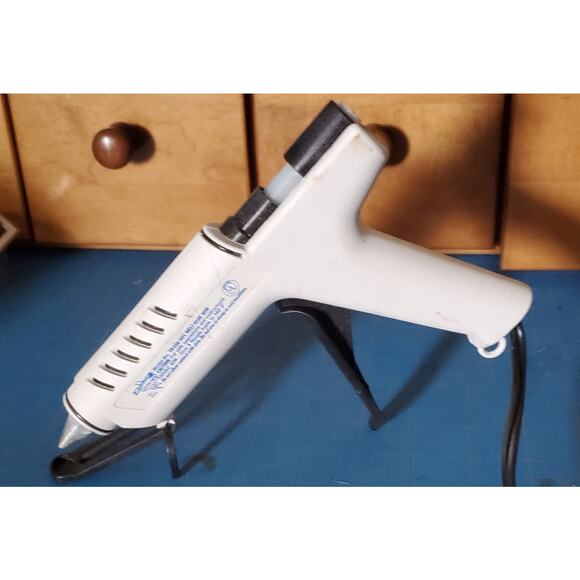 Arrow Electro Matic TR-550 Electric Glue Gun Used - Picture 2 of 3